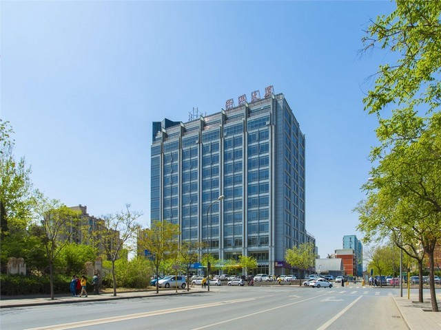 北京汇流箱厂商